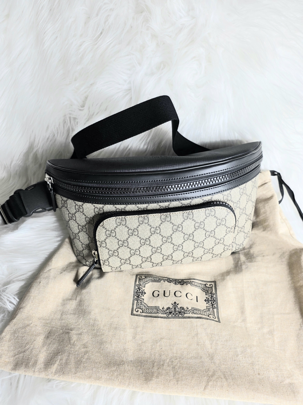 Gucci GG Supreme Monogram Canvas & Black Leather Belt/Waist Bag Dustbag New
